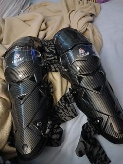 Vemar knee guards