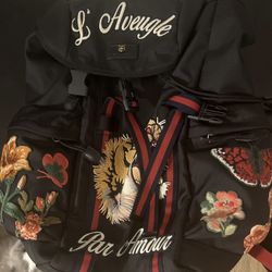 (New Without Tag) Gucci Backpack  Techno Canvas Embroidered  Tiger black