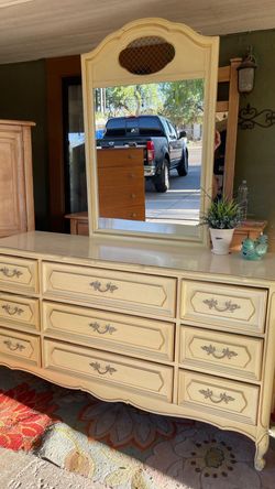 Gorgeous French provincial  dresser Mirro