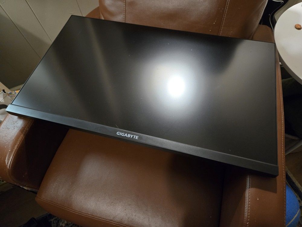 Gigabyte M27Q Gaming Monitor