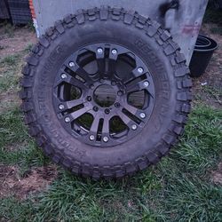 4 Tires And Rims For Trucks Fits 8 Lugs