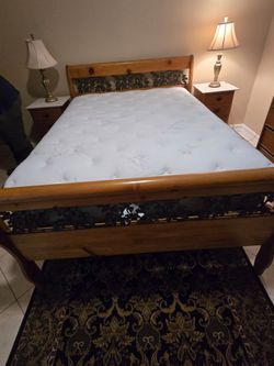 Queen sleigh bed with rarely used mattress & bed boxes
