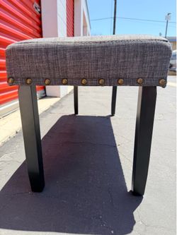 Indoor bench seat