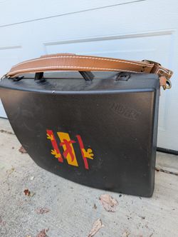 Art Carrying Case