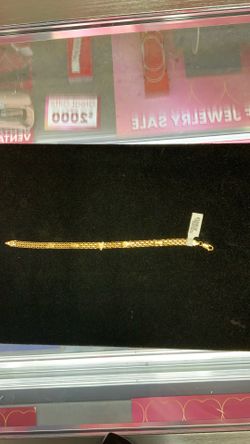 GOLD BRACELET 