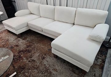Like new! 10/10, used only for stage performances, 3-piece sectional sofa, removable cushions, all covers are removable for washing, reversible, smoke