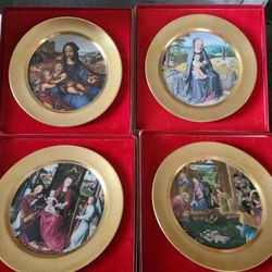 Vintage  collectable plates