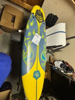 Surfing board