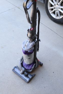 Dyson DC25 vacuum
