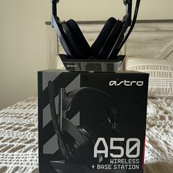 Astro Wireless Gaming Headset. 