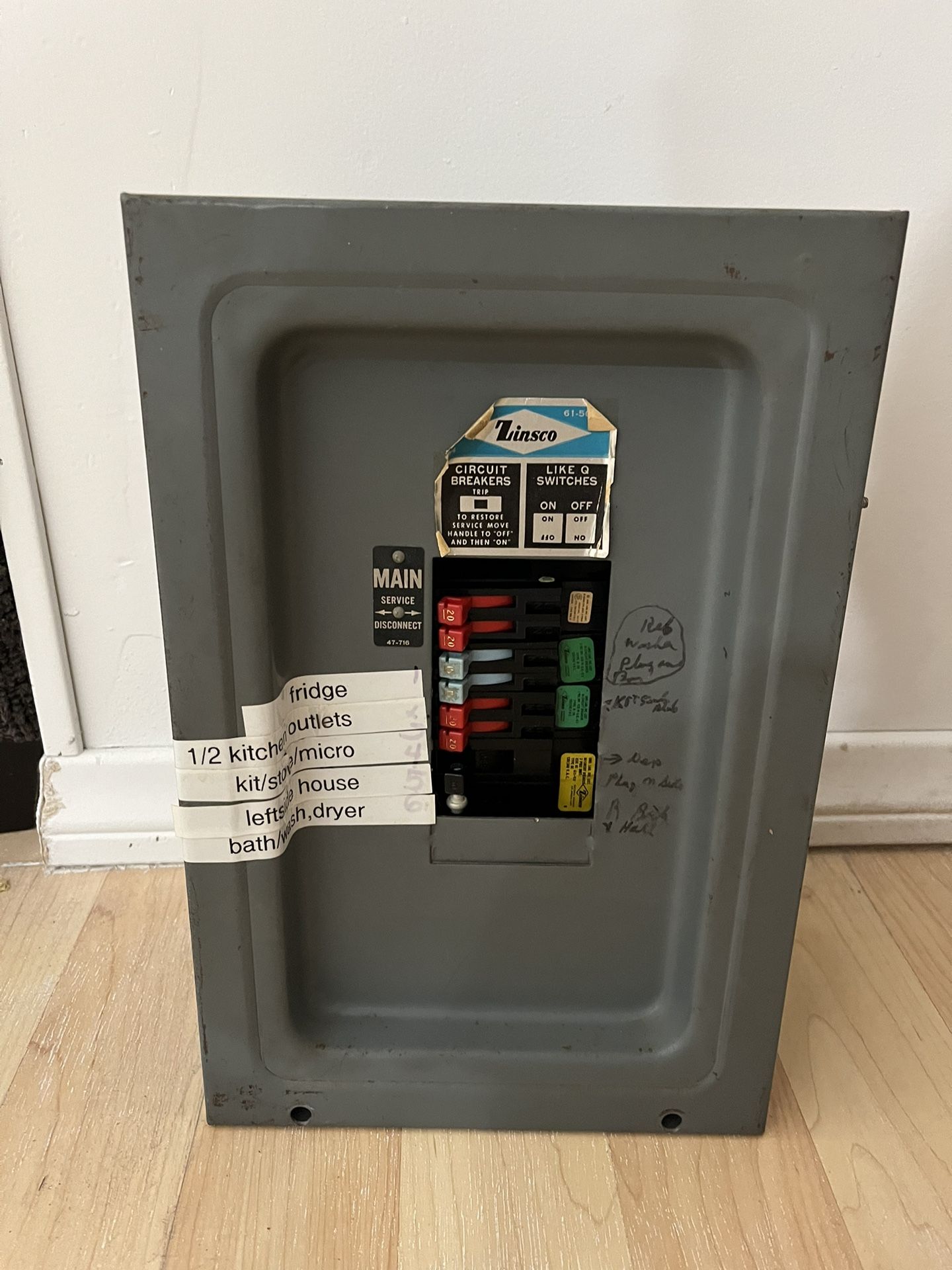Zinsco Breaker Panel With Breakers