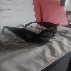 Prada Sunglasses Unisex 