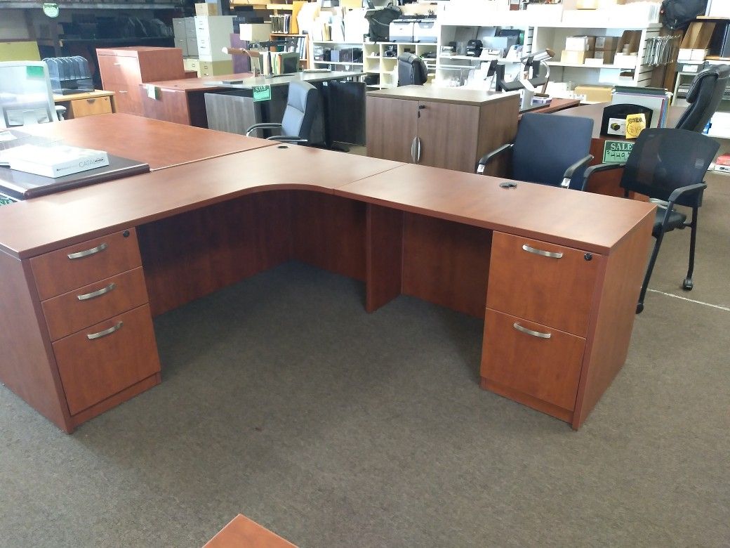 Desk, L Shape