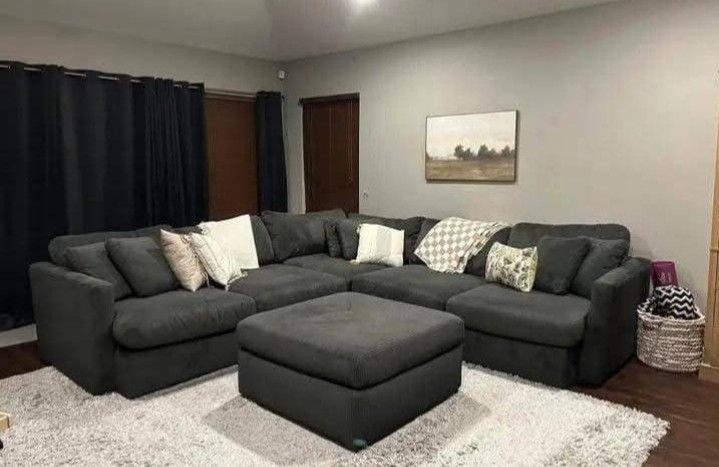 Sectional Couch 