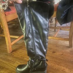 Black Faux Leather Boots size 8 NEW