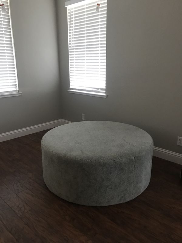 Large Round Chair Ottoman For Sale In Manteca Ca Offerup
