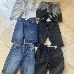 Size 10/12 shorts in excellent condition