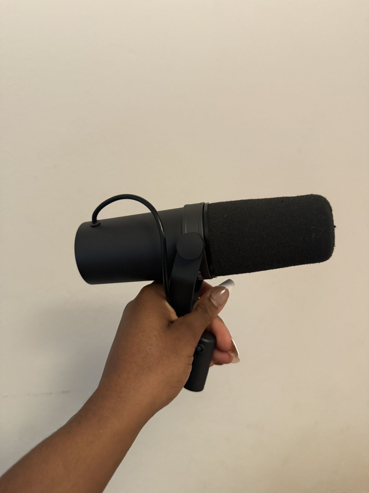 Shure SM7B Microphone (used)