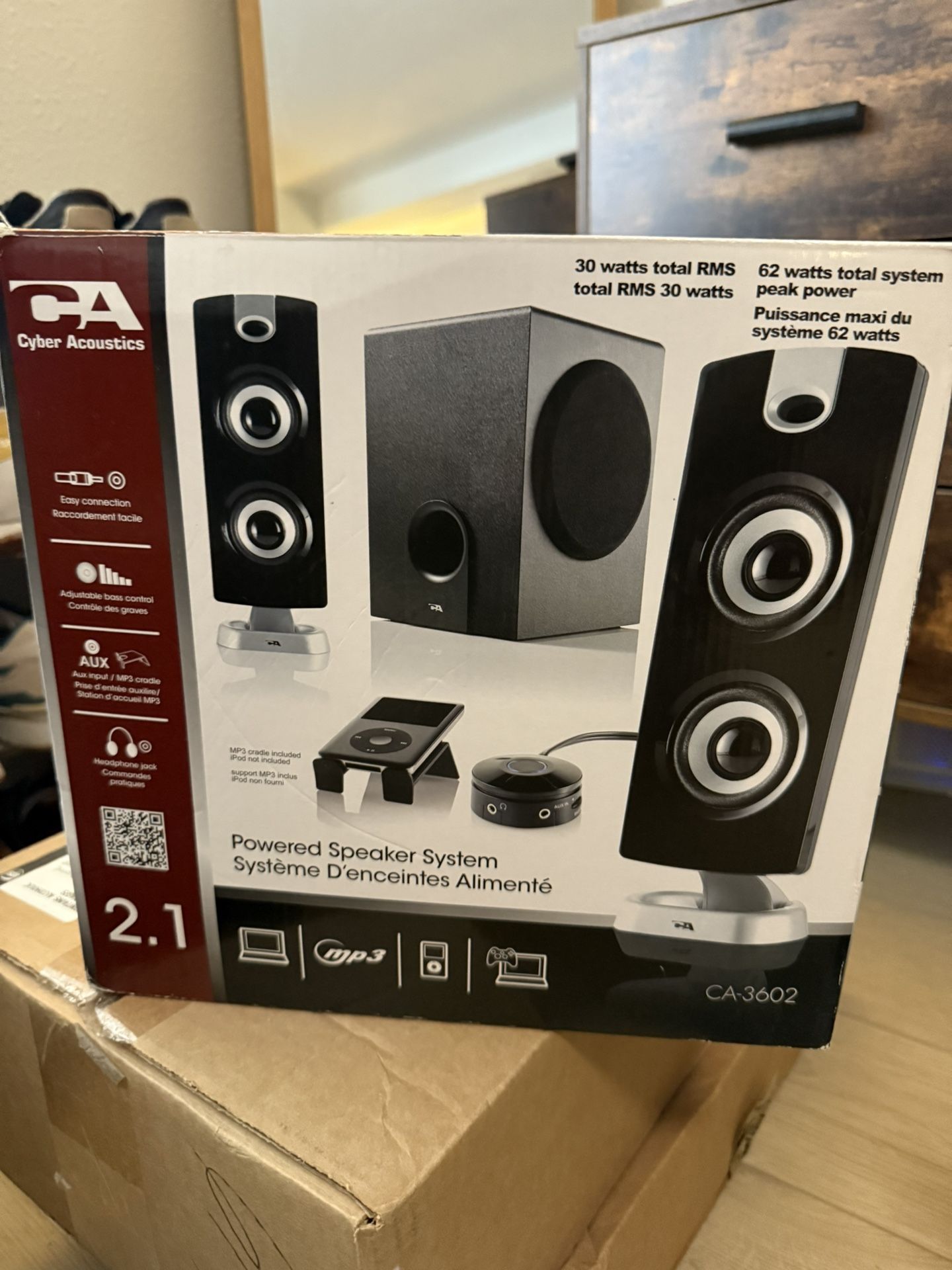 Computer speakers with Sub Woofer
