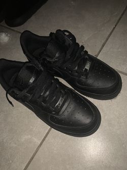Black Air Force 1’s