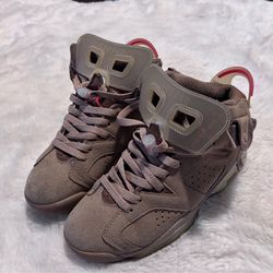 Travis Scott Jordan 6 size 6