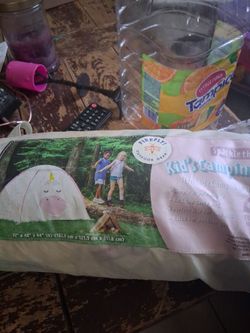 Kids camping tent