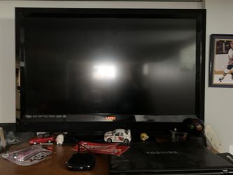 Vizo Tv Works Good 1080 Hd Tv Willing To Tread For A 32 Inch Wanna Use It In My Yard Let Me No Asap Thanks