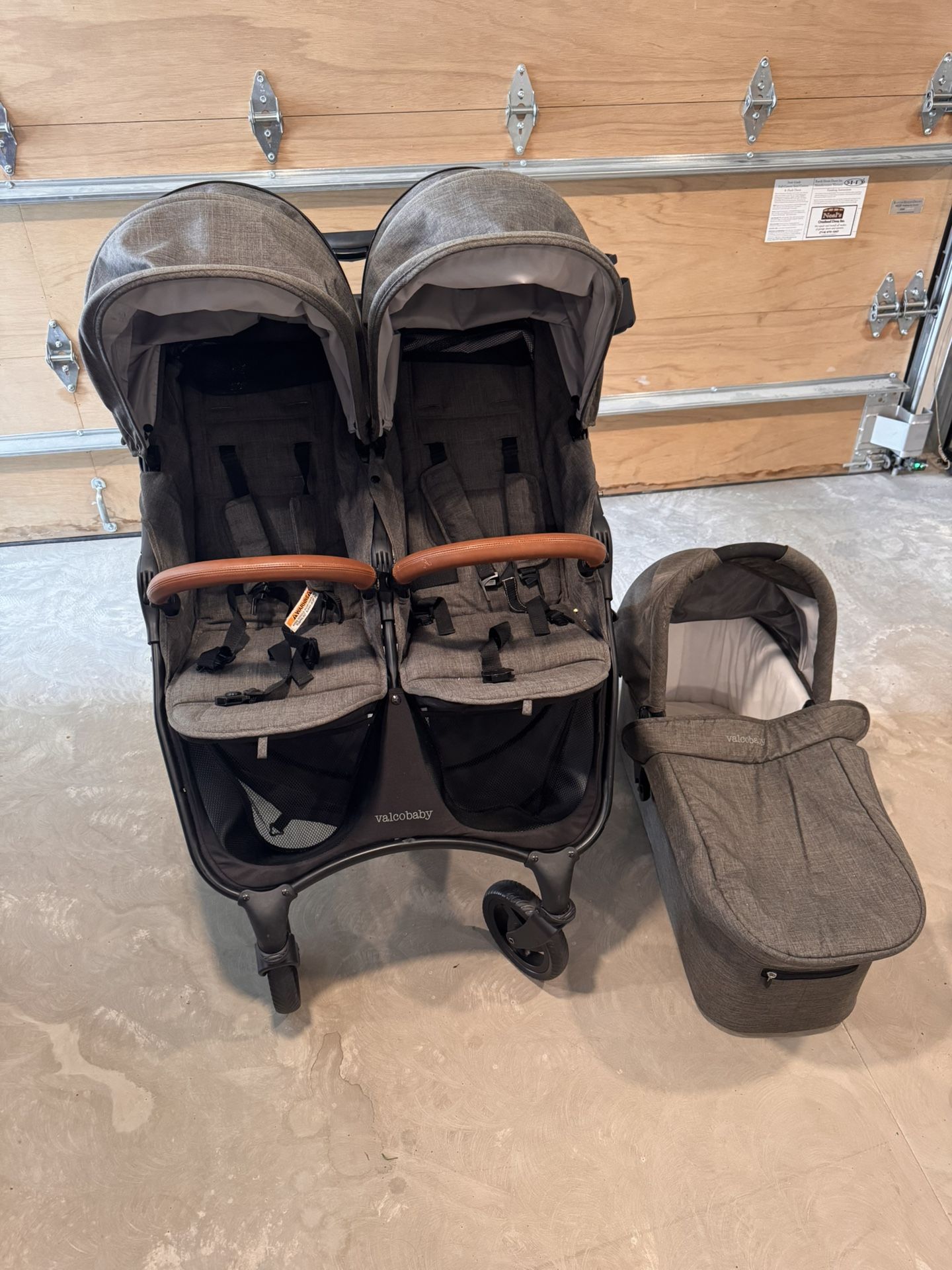 Valcobaby Duotrend Double Stroller + Bassinet