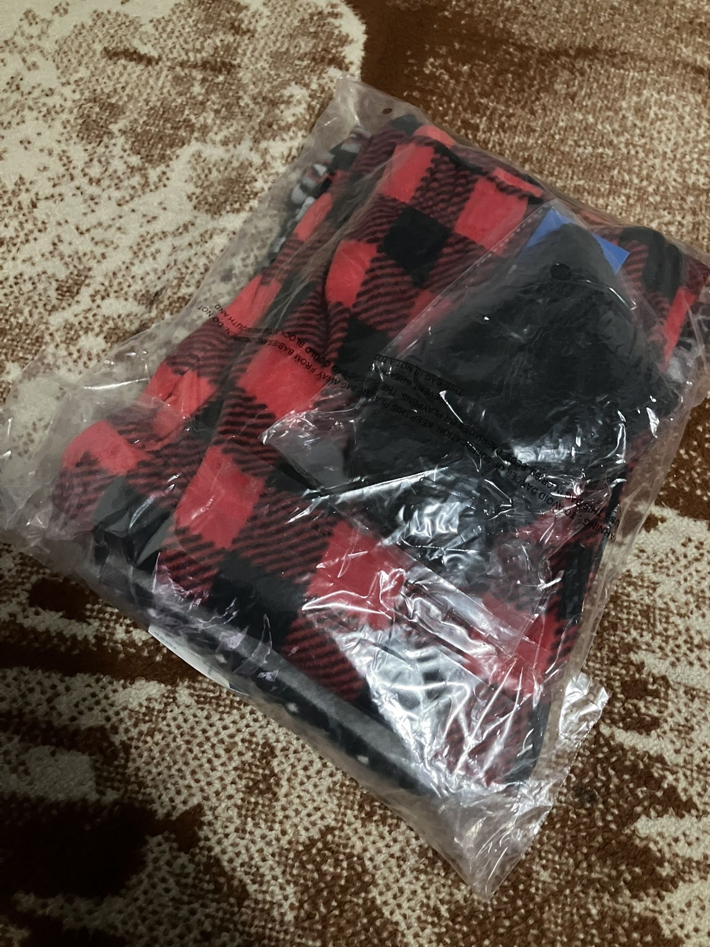 $10, New Boys Set Of 2 Fleece Pajama Pants And Socks