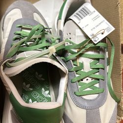 Women Sneakers