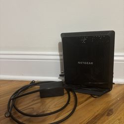 Net Gear Wifi Router Modem