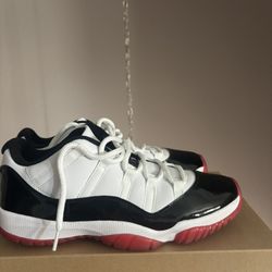 Jordan 11 Low 