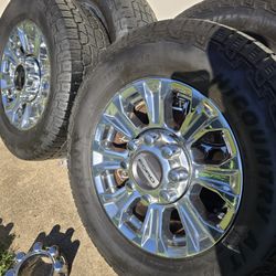 Ford Lariat F250 F350 Set Rims  Size 18