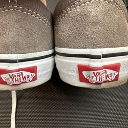 Like new vans shoes