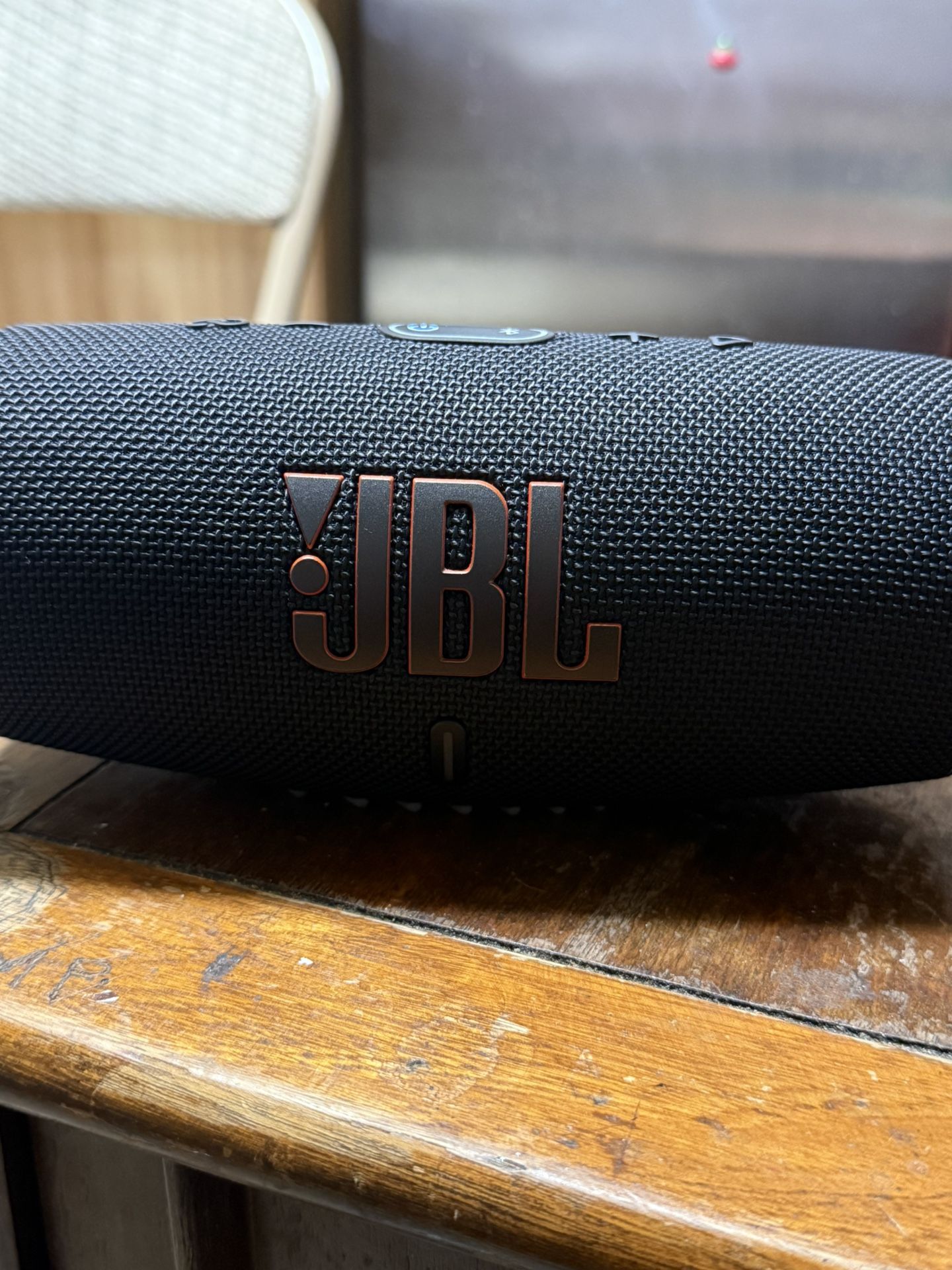 JBL Charge 5 