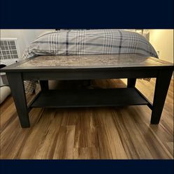 Coffee Table / Side Table 