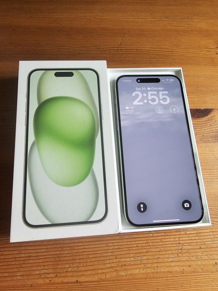 Unlocked Iphone 15 Plus 128 GB Like New