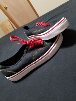 Rasta vans size 8
