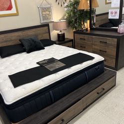 Bedroom Set 