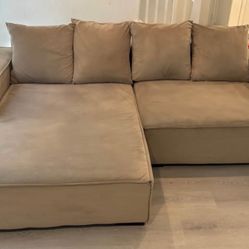 Madison - Sean and Catherine Lowe Sectional Couch