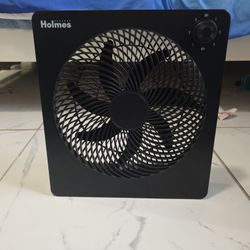 Rechargeable Box Fan
