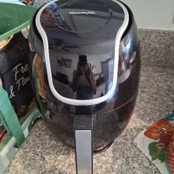 Air fryer 
