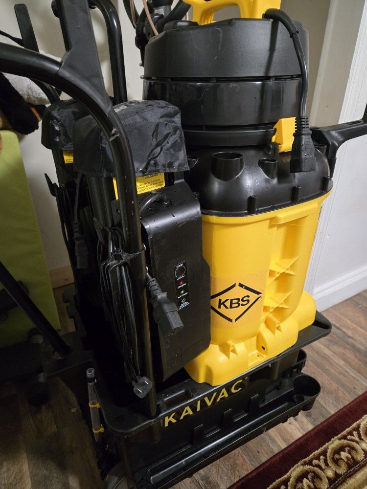 Kaivac AutoVac Stretch Battery Operated High-Speed Wide-Area Cleaning Machine