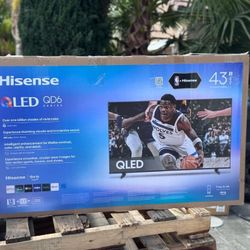 43” Hisense smart 4k Qled hdr tv 
