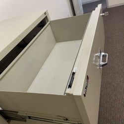 Office Vertical Drawer With Lock 