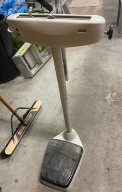 Scale for weight and height