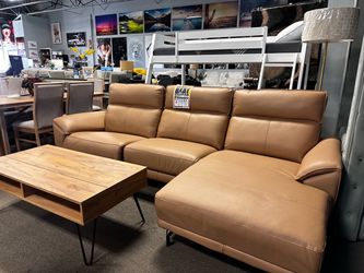Beautiful leather sectional sofa! ❤️✨📦 More colors!