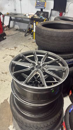 Vossen Rims 22”