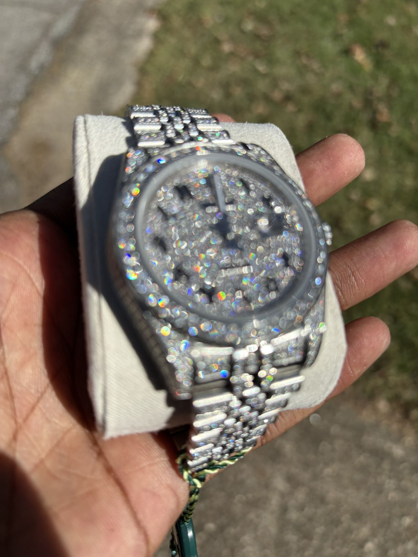 Luxury Moissanite Timepiece – Arabic Dial Watch