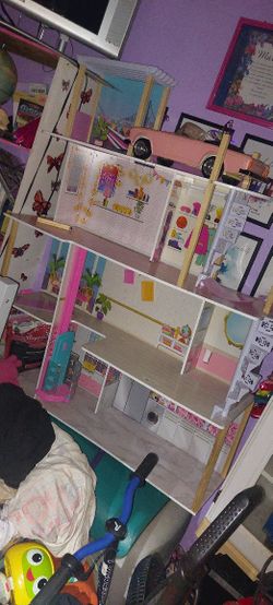 Huge Doll House
